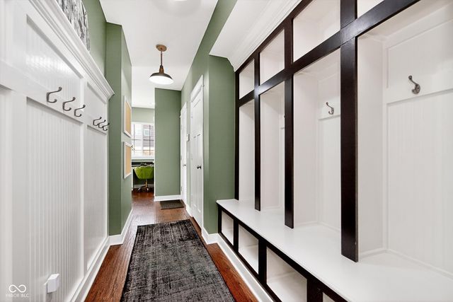 14927 W Black Wolf Run Drive, Carmel, IN 46033