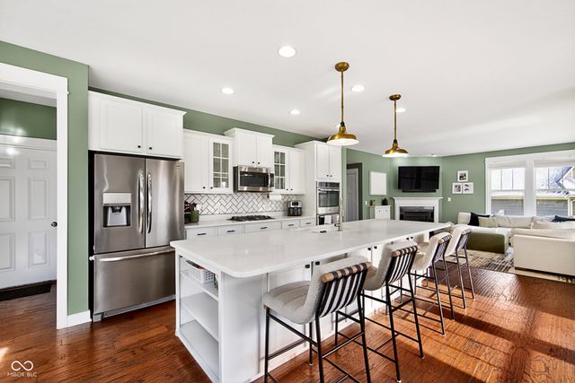 14927 W Black Wolf Run Drive, Carmel, IN 46033