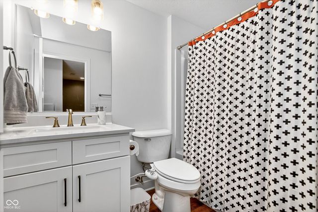 14927 W Black Wolf Run Drive, Carmel, IN 46033