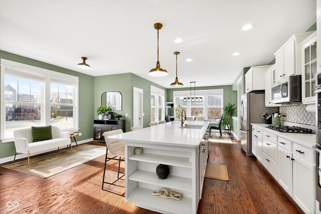 14927 W Black Wolf Run Drive, Carmel, IN 46033