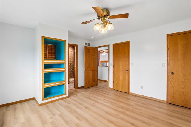 5705 Beverly Road SW, Cedar Rapids, IA 52404