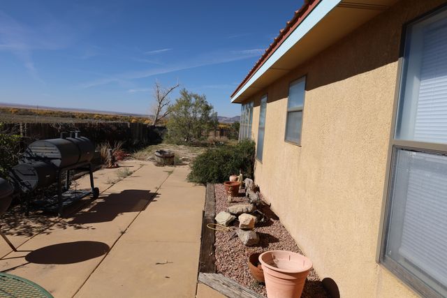 114 VISSING Place, Los Lunas, NM 87031
