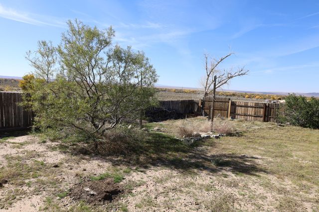 114 VISSING Place, Los Lunas, NM 87031