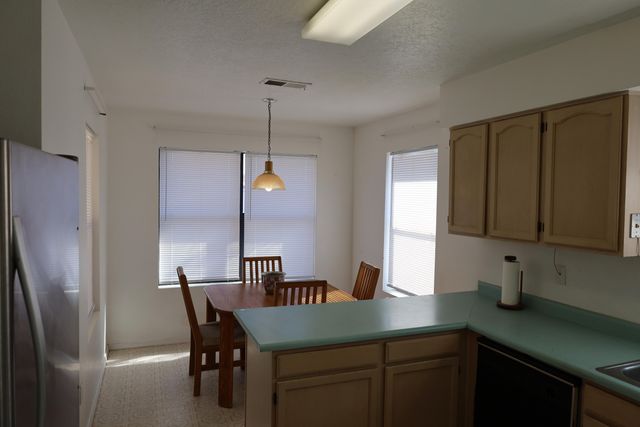 114 VISSING Place, Los Lunas, NM 87031