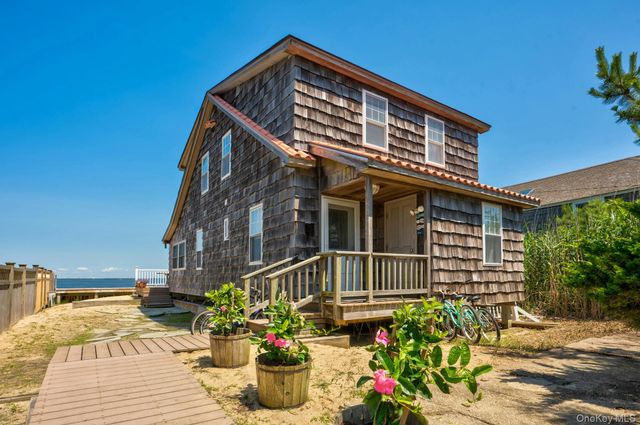 29 E Bayview Avenue, Ocean Bay Park, NY 11770