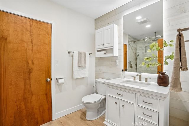1041 E Burlinghall Drive, Long Beach, CA 90807