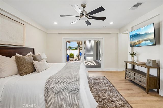 1041 E Burlinghall Drive, Long Beach, CA 90807