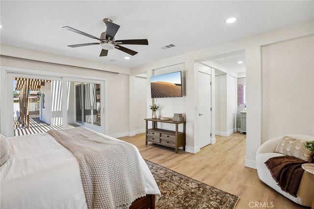 1041 E Burlinghall Drive, Long Beach, CA 90807