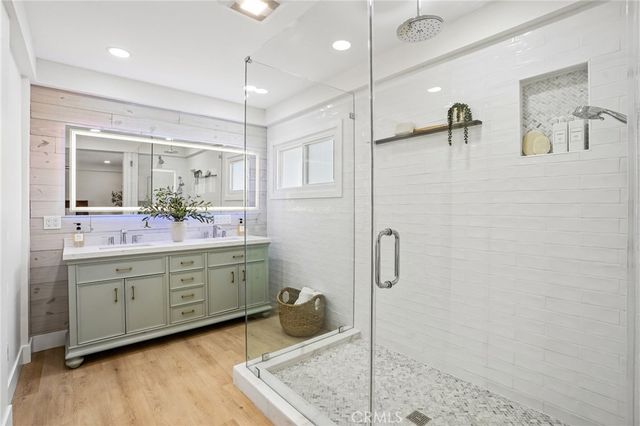 1041 E Burlinghall Drive, Long Beach, CA 90807