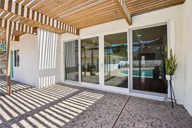 1041 E Burlinghall Drive, Long Beach, CA 90807