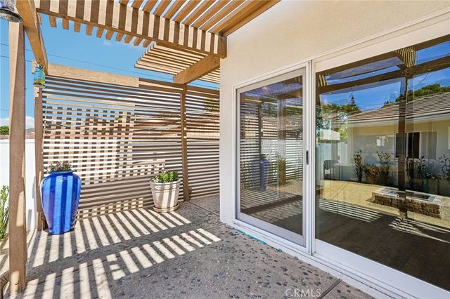 1041 E Burlinghall Drive, Long Beach, CA 90807