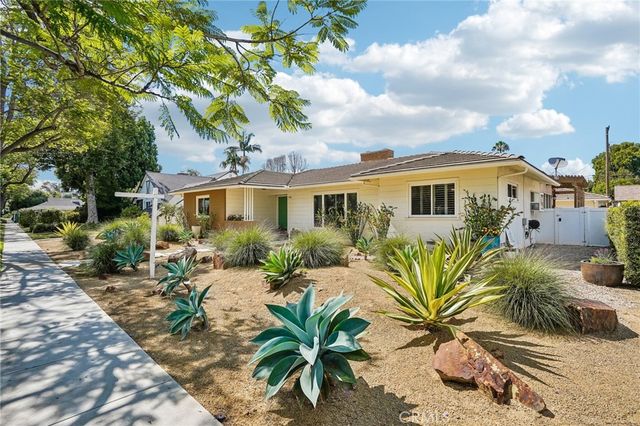 1041 E Burlinghall Drive, Long Beach, CA 90807