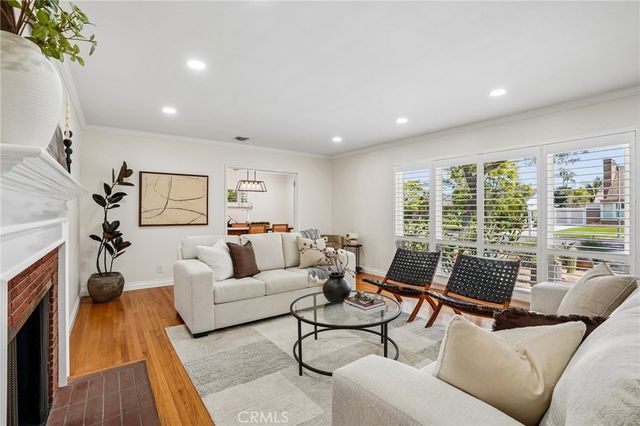 1041 E Burlinghall Drive, Long Beach, CA 90807