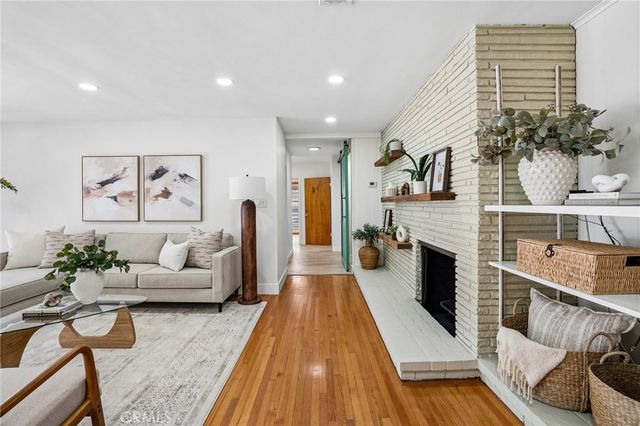 1041 E Burlinghall Drive, Long Beach, CA 90807