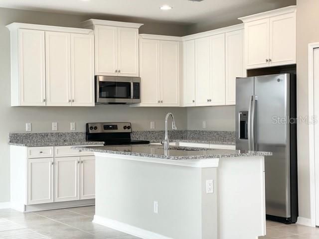 37844 BEACON BRICK DRIVE, Zephyrhills, FL 33540