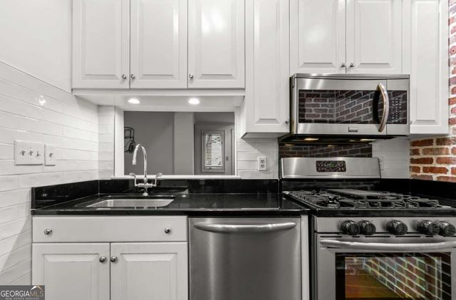 2840 Peachtree Road NW 312, Atlanta, GA 30305