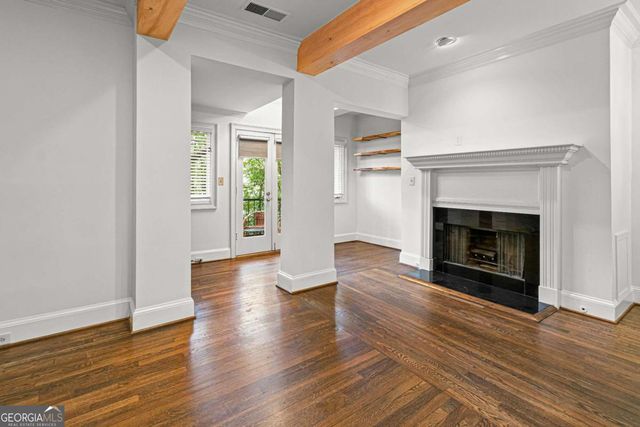 2840 Peachtree Road NW 312, Atlanta, GA 30305