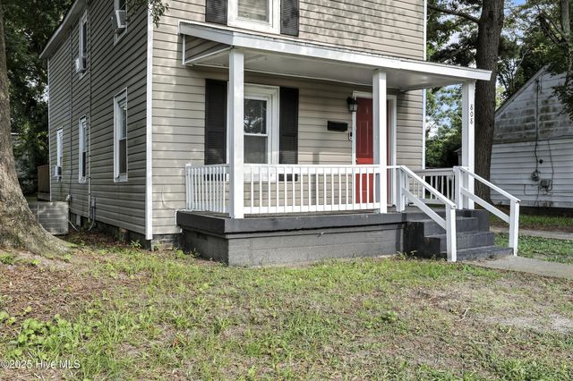 808 Wilson Street, Elizabeth City, NC 27909
