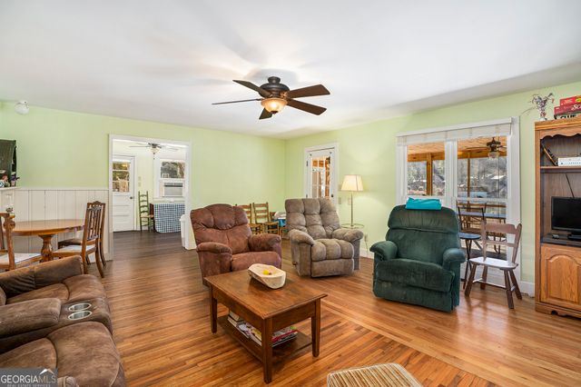 5622 Murray Cove Road, Tiger, GA 30576