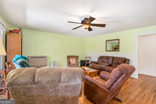 5622 Murray Cove Road, Tiger, GA 30576