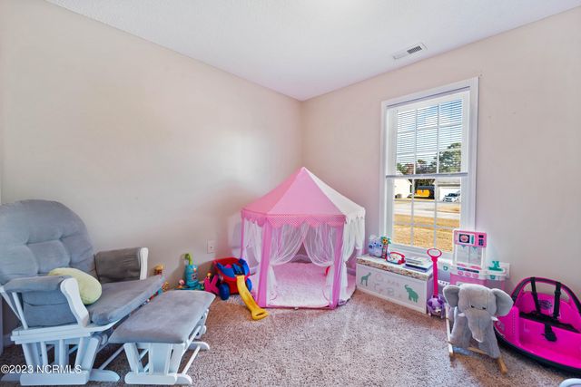 110 Gregory Drive, Jacksonville, NC 28540