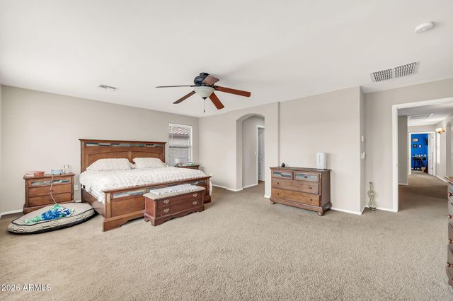 742 E KINGBIRD Drive, Gilbert, AZ 85297