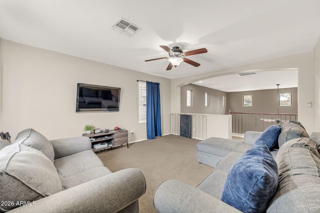 742 E KINGBIRD Drive, Gilbert, AZ 85297