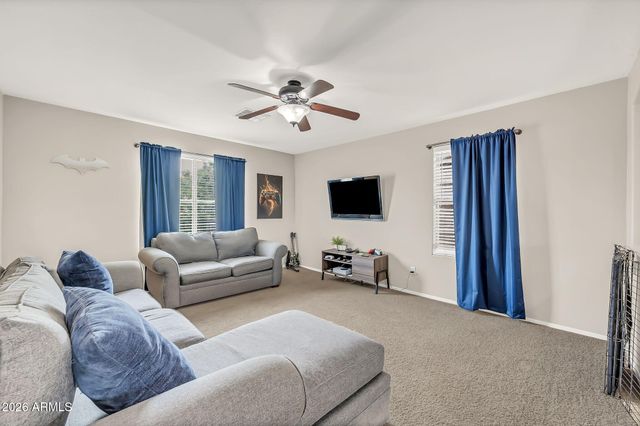 742 E KINGBIRD Drive, Gilbert, AZ 85297