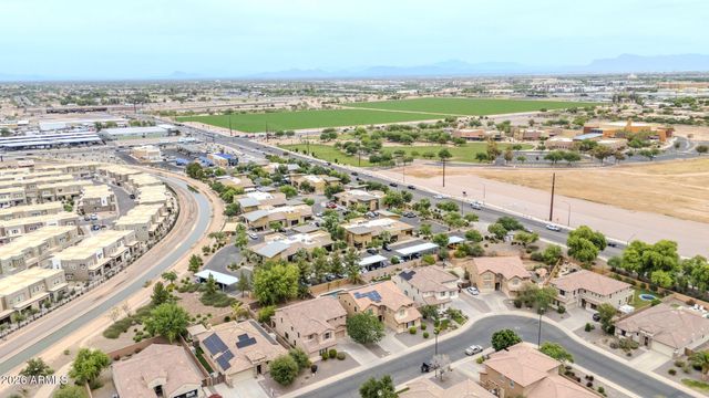 742 E KINGBIRD Drive, Gilbert, AZ 85297