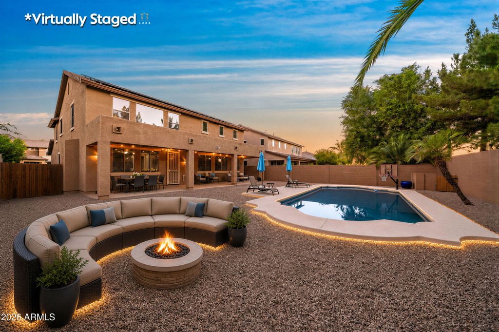 742 E KINGBIRD Drive, Gilbert, AZ 85297 — photo 2