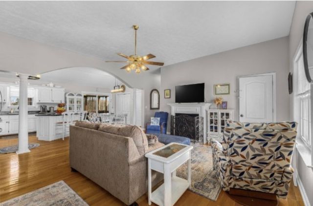 202 Allendale Blvd, Mcminnville, TN 37110