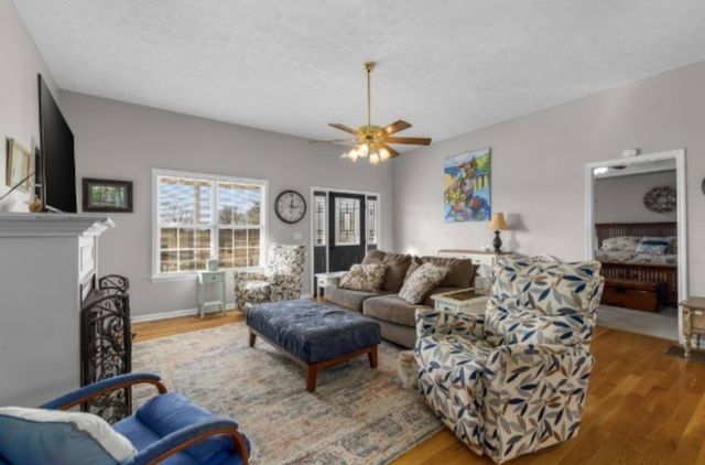 202 Allendale Blvd, Mcminnville, TN 37110