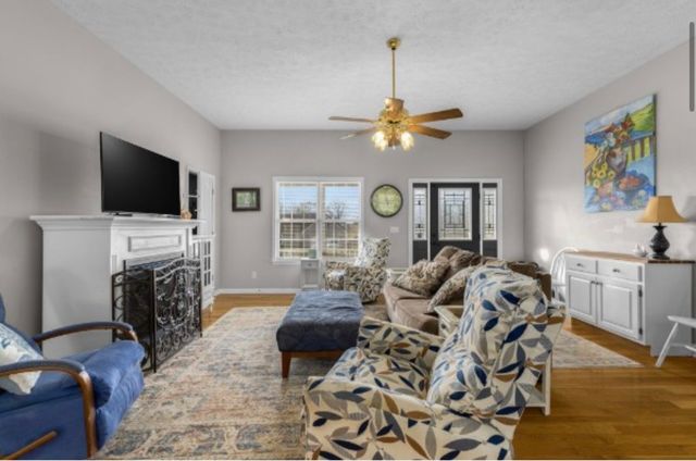 202 Allendale Blvd, Mcminnville, TN 37110