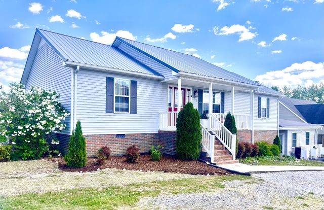 202 Allendale Blvd, Mcminnville, TN 37110