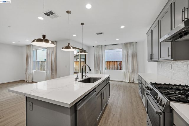 5990 Peridot PL, Dublin, CA 94568