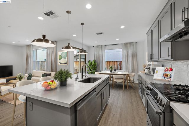 5990 Peridot PL, Dublin, CA 94568