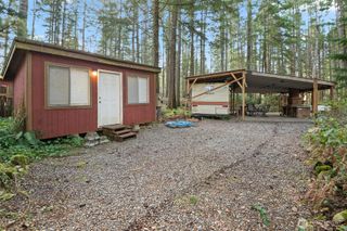 31 N Brook Lane, Hoodsport, WA 98548
