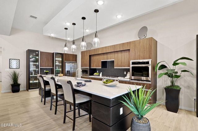 14620 PEBBLE HILLS Boulevard, El Paso, TX 79938