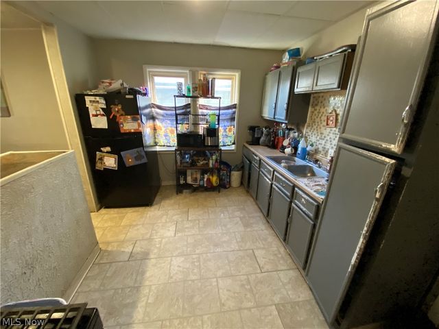 3724 W 13th Street, Cleveland, OH 44109