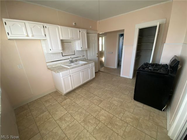 3724 W 13th Street, Cleveland, OH 44109