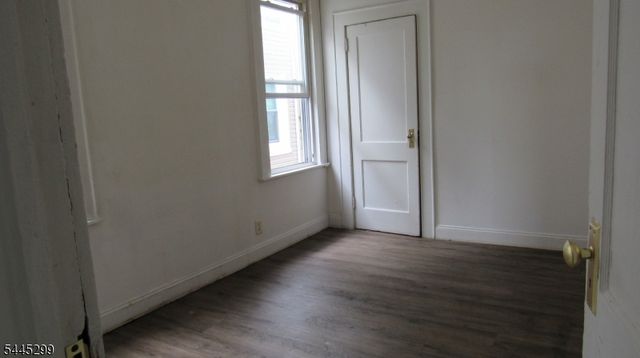 56 Sheridan St, Irvington Twp., NJ 07111