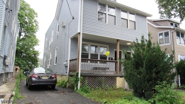56 Sheridan St, Irvington Twp., NJ 07111