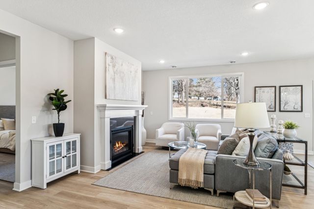 1105 Compton Avenue, River Falls, WI 54022