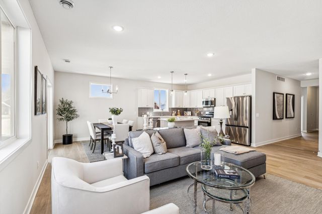 1105 Compton Avenue, River Falls, WI 54022