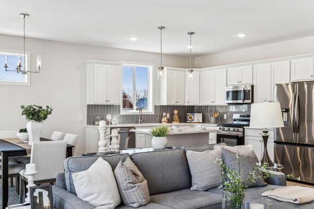 1105 Compton Avenue, River Falls, WI 54022