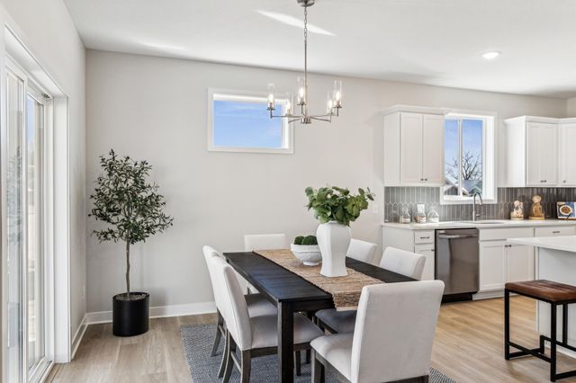 1105 Compton Avenue, River Falls, WI 54022