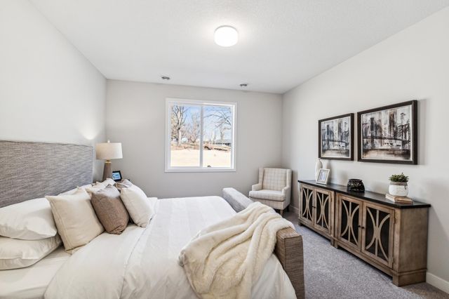 1105 Compton Avenue, River Falls, WI 54022