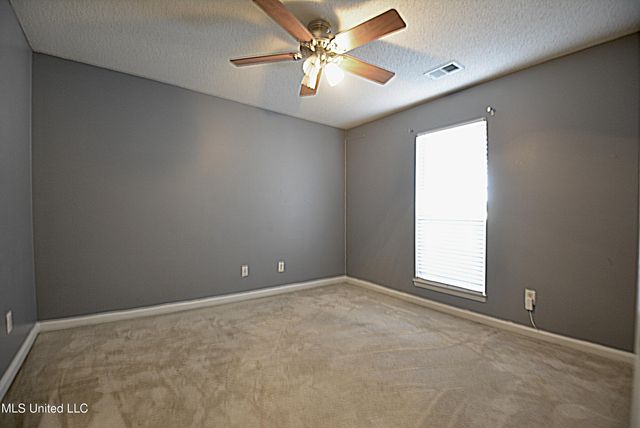 5715 Grove Lane, Horn Lake, MS 38637