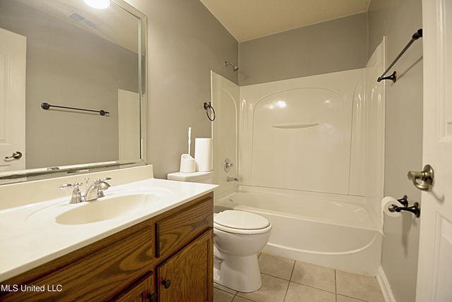 5715 Grove Lane, Horn Lake, MS 38637