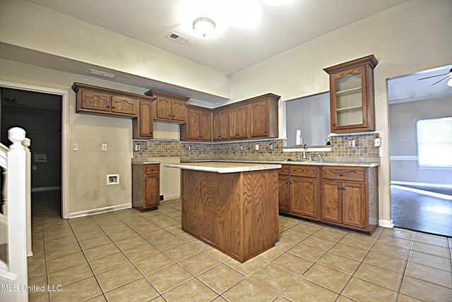 5715 Grove Lane, Horn Lake, MS 38637